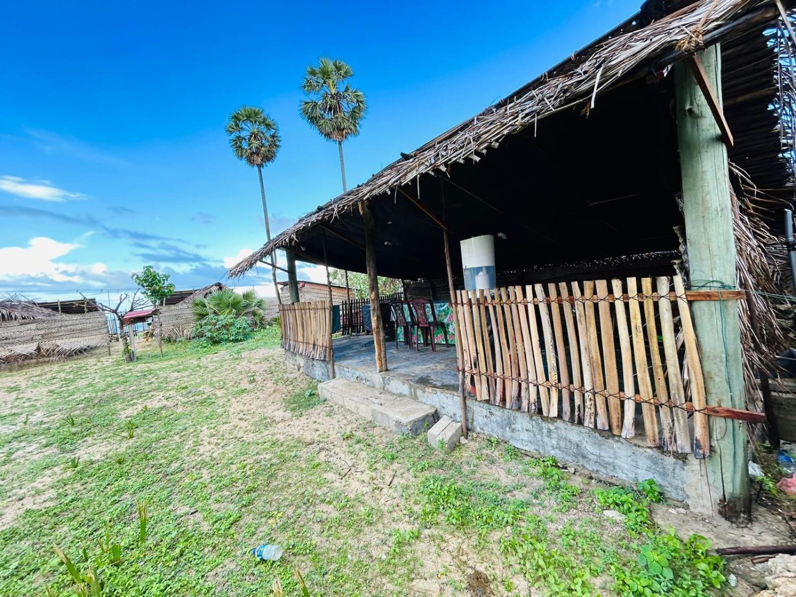 Delft Jeyam Resorts Delft East Luaran gambar