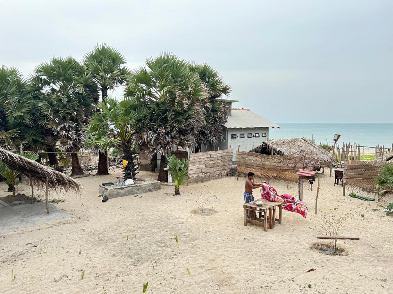 Delft Jeyam Resorts Delft East Luaran gambar